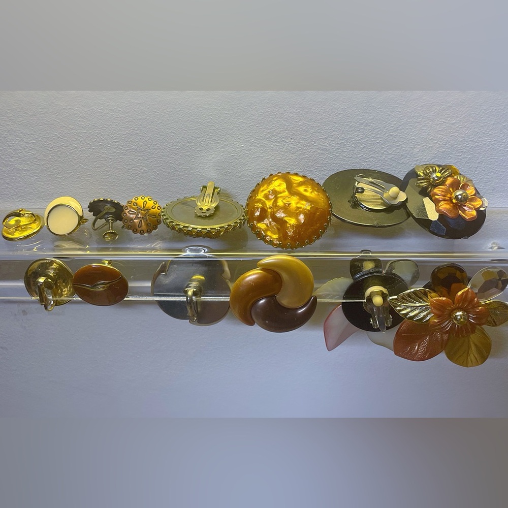 Vintage 80’s - 90’s Gold and Brown Earrings clips set